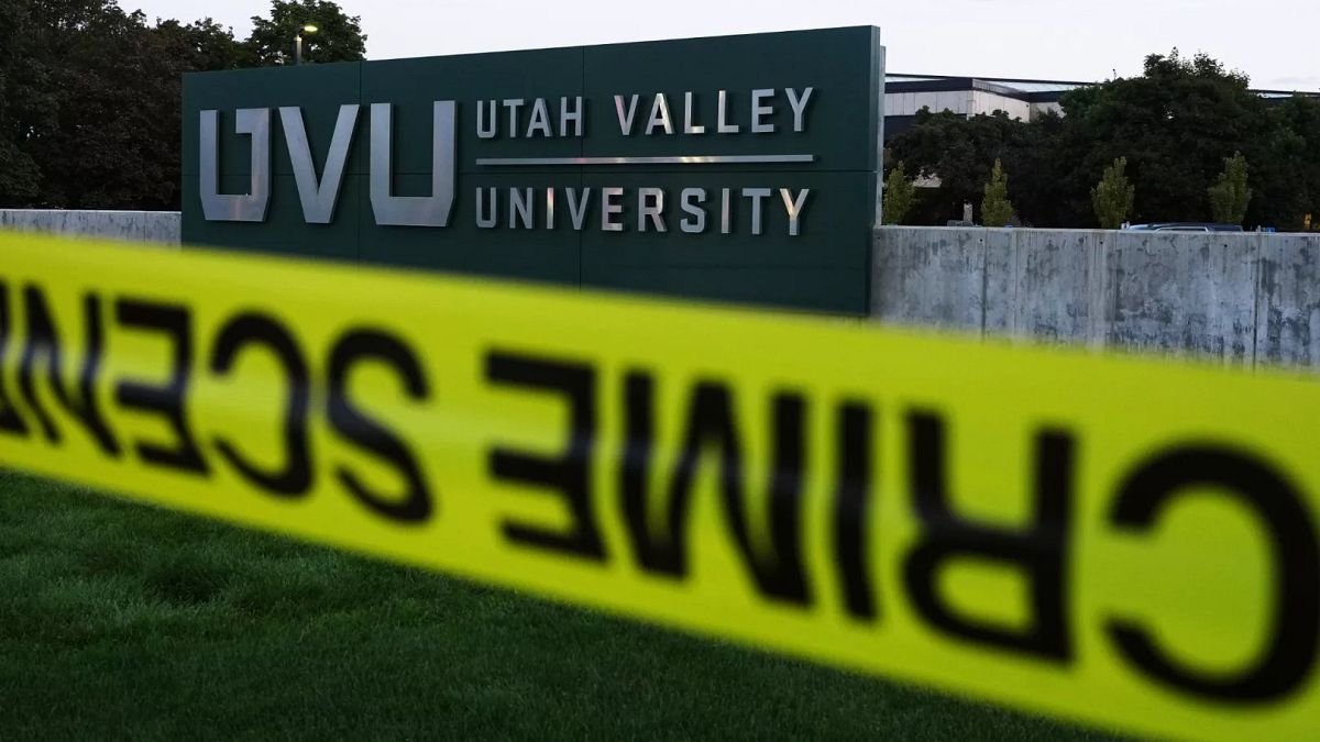El director del FBI dice que se encontró evidencia de ADN cerca de la escena cerca del tiroteo de Charlie Kirk, de presuntos partidos