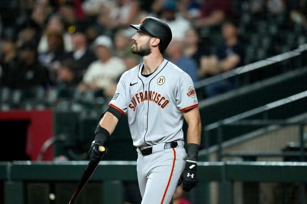 SF Giants Tercer Straight, Top Prospect Brace Elderge inicialmente pierde encaje del calentador